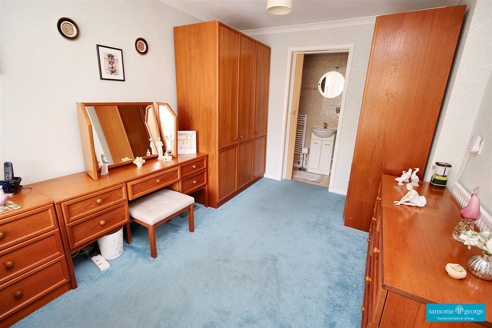 Foxcombe Drive, Tilehurst, Reading